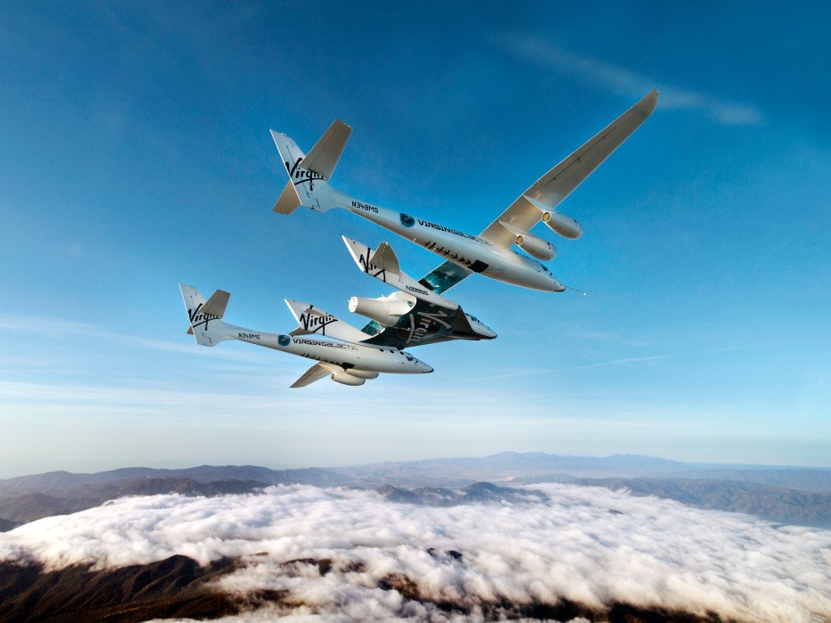 spaceshiptwo-carried