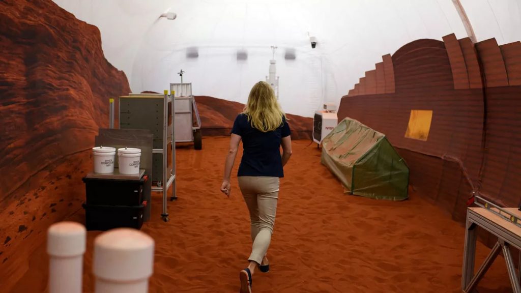 NASA កំពុងជ្រើសរើសក្រុមអ្នកស្ម័គ្រចិត្តថ្មី ទៅរស់នៅភពអង្គារ (សិប្បនិមិត្ត) រយៈពេល១ឆ្នាំ! NASA កំពុងជ្រើសរើសក្រុមអ្នកស្ម័គ្រចិត្តថ្មី ទៅរស់នៅភពអង្គារ (សិប្បនិមិត្ត) រយៈពេល១ឆ្នាំ!